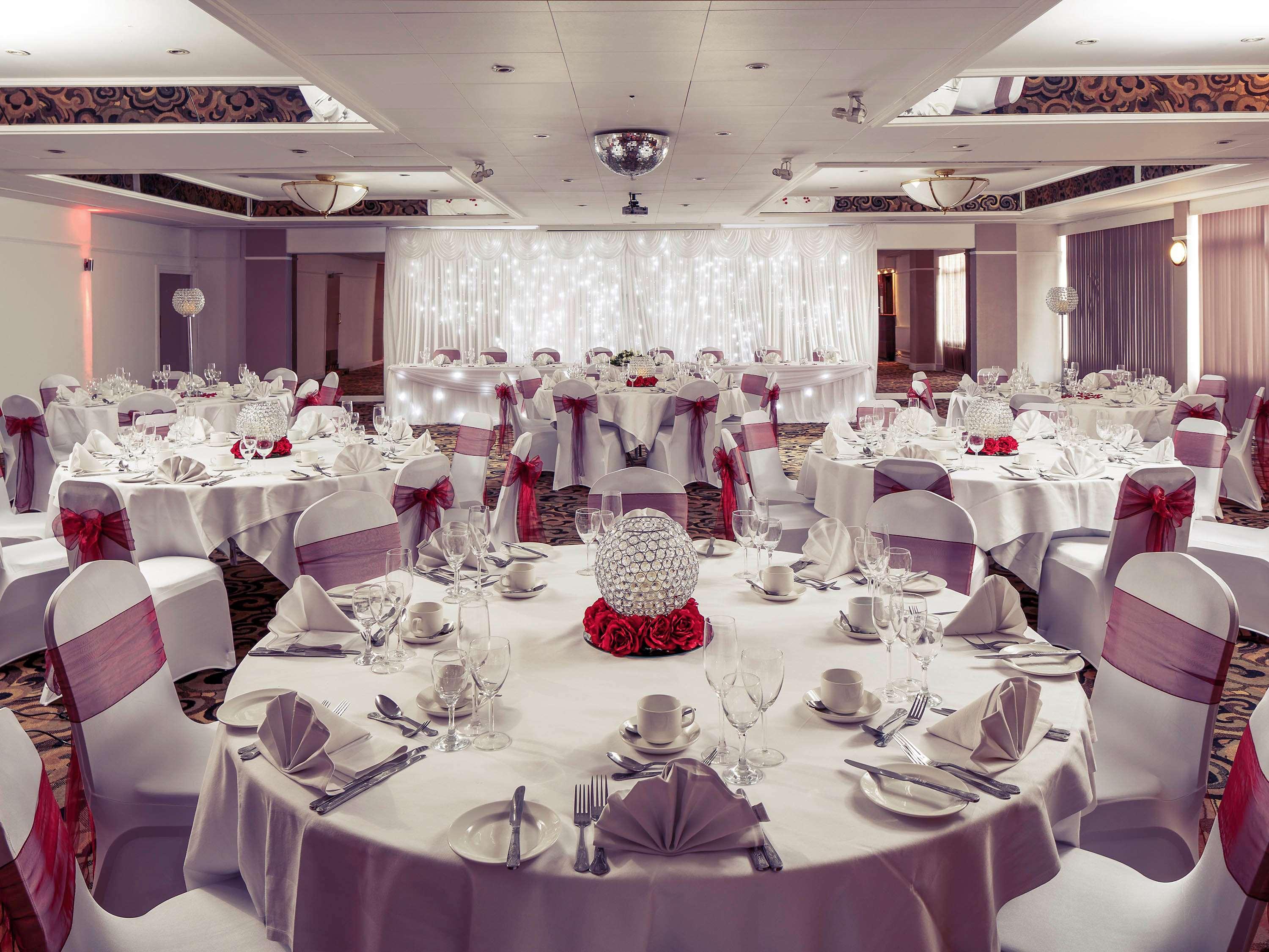Mercure London Watford Hotel Exterior photo