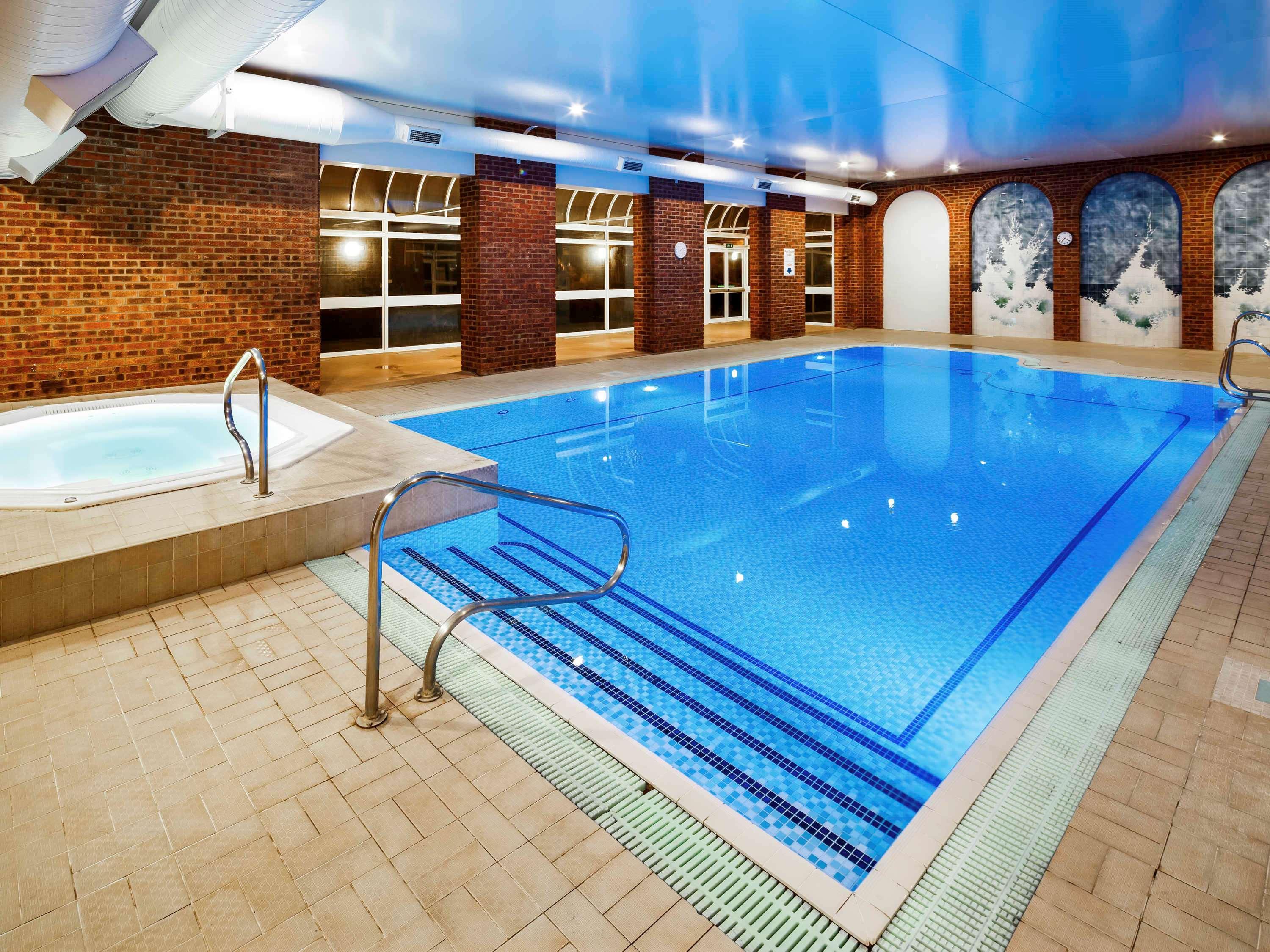 Mercure London Watford Hotel Exterior photo