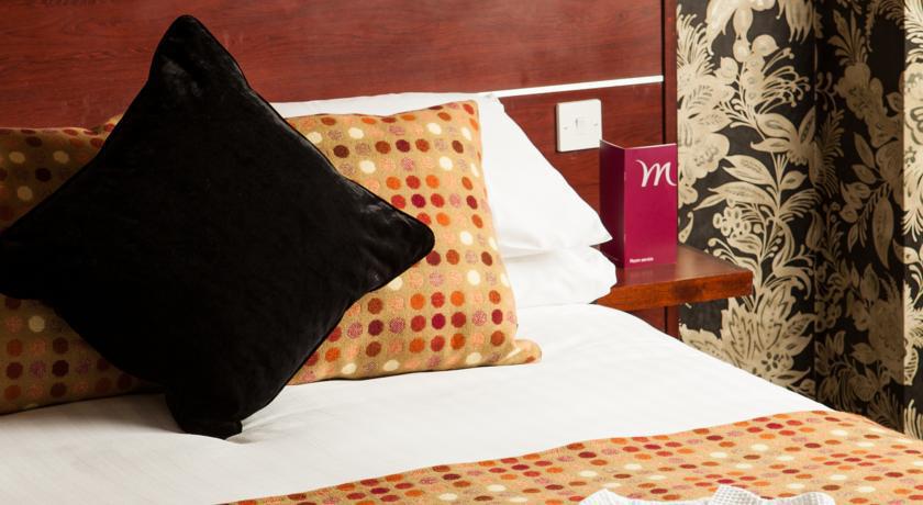 Mercure London Watford Hotel Exterior photo